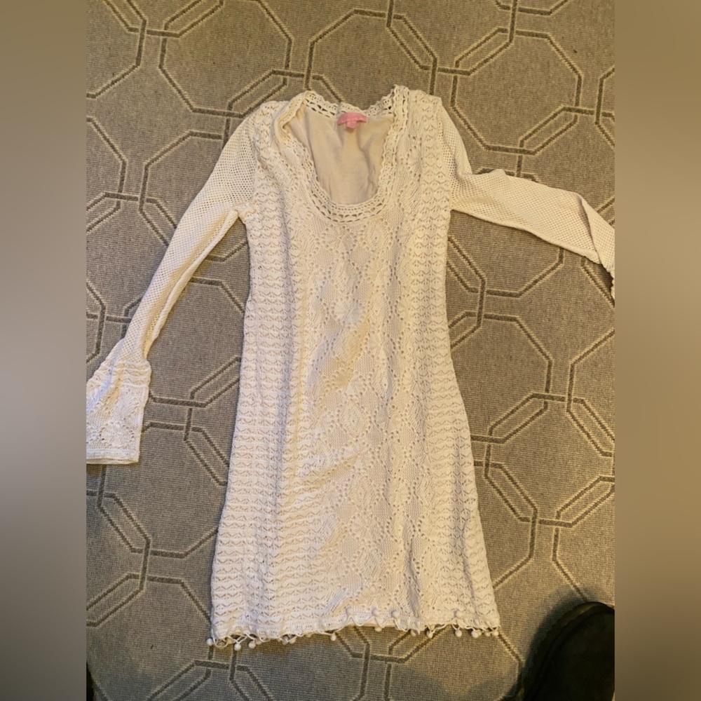 Vintage lily cover up